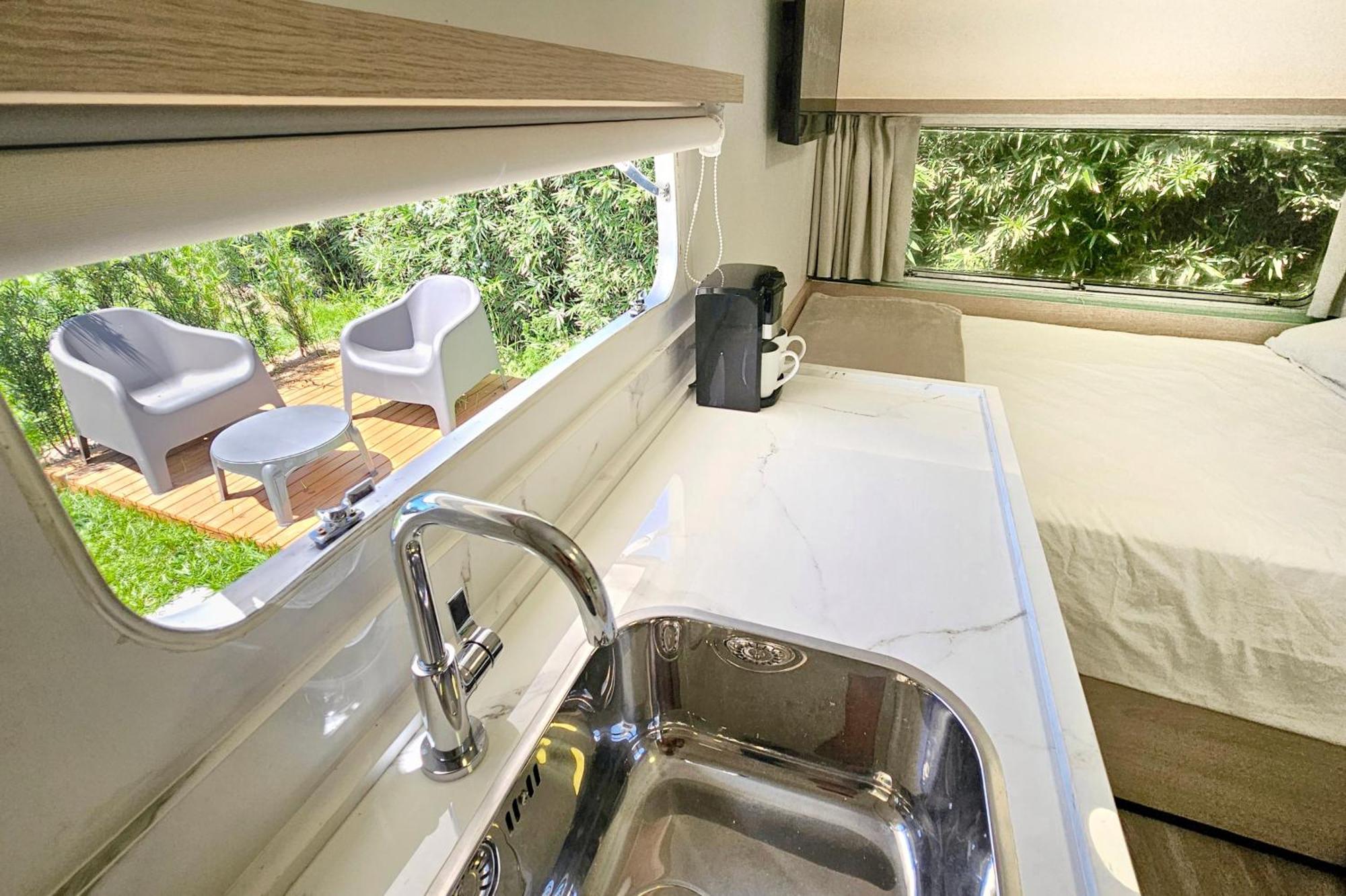 Luxury tent Trailer Experience - Moradas Campeche Pe Na Areia Florianopolis