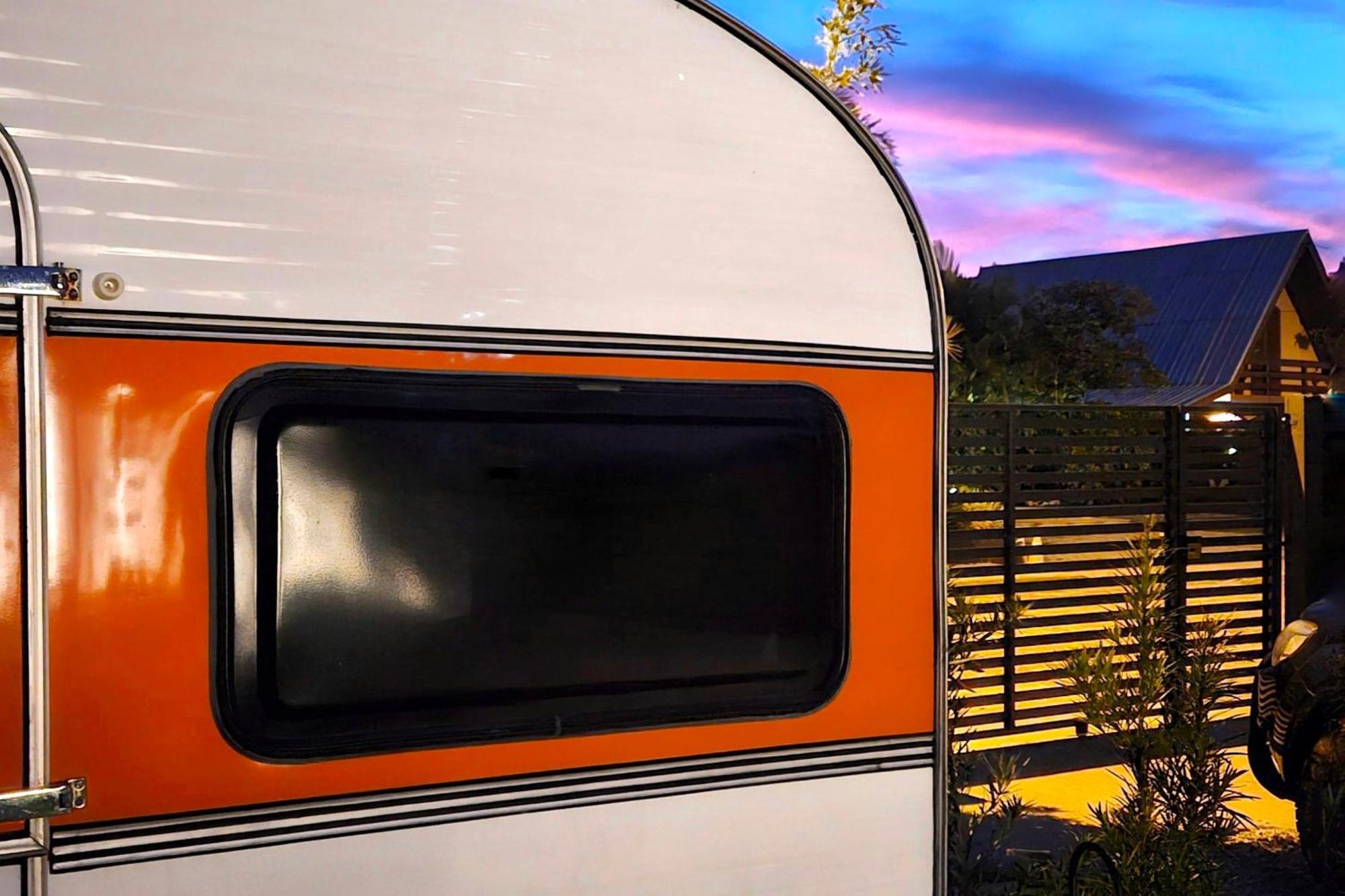 Trailer Experience - Moradas Campeche Pe Na Areia * Florianopolis
